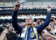 Fenerbahçe vs Manchester United: Rivalitas, Sejarah Pertandingan, dan Harapan Fans